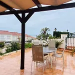 Benaplaya - Fantastica Casa Con Terraza & Piscina, Playa A 200 Metros