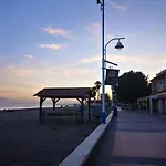 Frente al Mar EL PALO