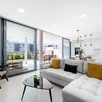 797 Holiday Rentals - Lujoso Apartamento Para 6 Con Jacuzzi En Higueron