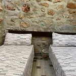 Casa De Piedra