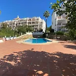 Luxury Large 2 Bedroom Frontline Golf Apartment