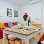 -Malagasunapts- Freeparking Shared Pool
