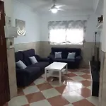 Acogedor Apartamento ¡A 10 Minutos Del Centro De Malaga!