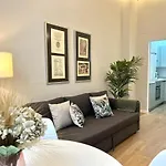 Guadiaro & Old Town With Patio By Ele Apartments