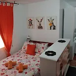 Apartamento Con Encanto \'Larios Studio\'
