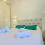 Bonito Apartamento En 2º Linea De Playa & Parking