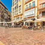 Apartment With Balcony In The Heart Of Malaga By Rems