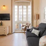 Flat 2 Bedrooms In The City Center
