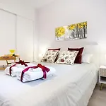 -Malagasunapts-Skygarden Teatinos Pool Playground