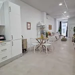 Moderno Apartamento 4 En Calle Marmoles
