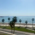 Moderno Y Completo Apartamento Frente Al Mar