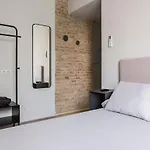 Valentin Suites