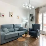 Center Apartment 2Bed 2B Aircon Wif And Parking Free