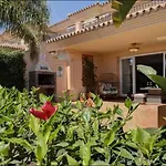 Spacious Villa Flamenco Riviera Del Sol