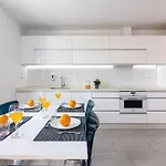 Salamanca Apartments!