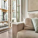 Eclectic & Elegant Apartment By Rems