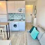 Balneario Estudio Con Terraza Y Vistas Al Mar