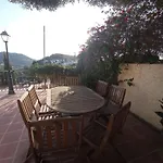 Apartamento En Villa Con Piscina