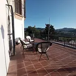 Apartamento En Villa Con Piscina