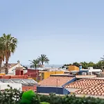 Luxer Holidays