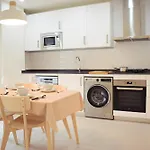 Amalia\'S Home: Luminoso Apartamento Muy Cerca De La Playa