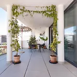 Casa Nika
