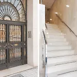 Stay U-Nique Apartment Ayala