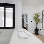 C56 - Studio With Amazing Terrace In The Centre