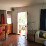 Las Tres Macetas