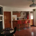 Las Tres Macetas