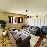 Oceana View Private Pool & Sauna & Netflix Room