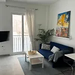 Centric Apartment With Rooftop