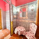 Hostal Habitaciones & Suites Don Pepin