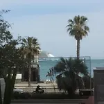Terraza Frente Al Mar