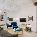 Rincon De Ollerias - Central Apartment With Parking