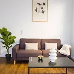 Monteleon Apartments !