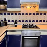 Relax Apartment - Private Jacuzzi/Spa With 2Bedrooms