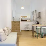 Cozy Loft Victoria