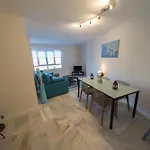 Quiet Downtown Apartament