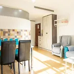 Old Town Luxe Apartment