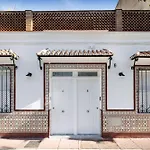 Modern Duplex Courtyard -2Bedrooms 2Baths