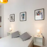 Quiet, Bright And Central Apartment