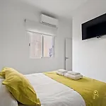 Beautiful Apartment In Malaga Center