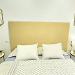 Stay Home & Away In The Heart Of Historical Town Of Malaga
