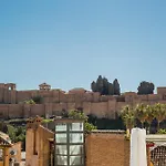 C89 - Luxurious Penthouse With Private Terrace