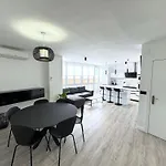 Las Flores Luxury Apartment