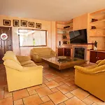 Villa Cantares