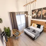 Living4Malaga Woodland Oasis