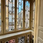 Larios Deluxe Studio