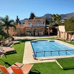 Villa Buenavista Malaga - Sea View, Private Heated Pool, Spa, 5 Bedrooms